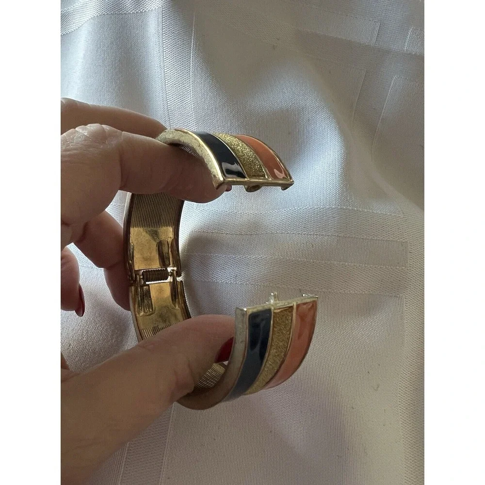 Blue, Pink And Sparkling Gold‎ Hinge Closure Bracelet - Picture 3 of 3
